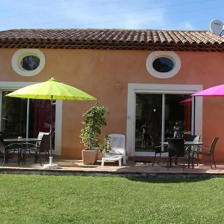 Mas Des Lys Penzion 4*