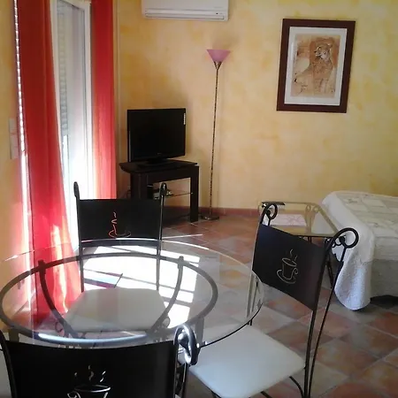 Mas Des Lys Pensjonat Roquebrune-sur Argens