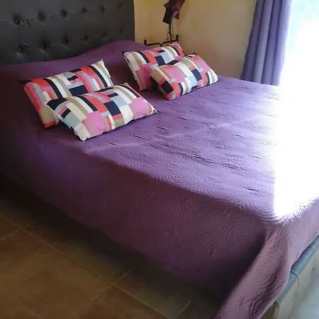 Mas Des Lys 4*